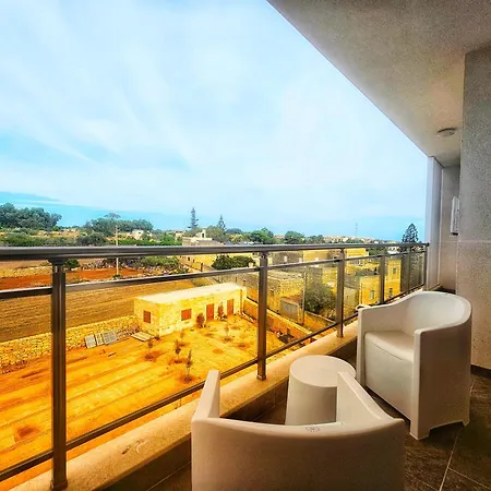 Country View Retreat * Żabbar